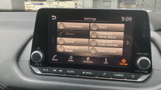 Nissan Qashqai 1.3 DiG-T MH Acenta Premium 5dr Petrol Hatchback